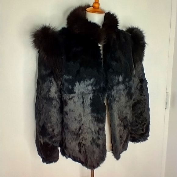 Vintage Jackets & Blazers - FABULOUS BLACK FUR JACKET